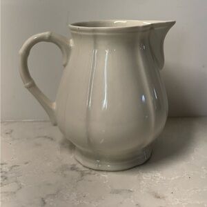 Villeroy & Boch Manoir Cream Ceramic Pitcher
